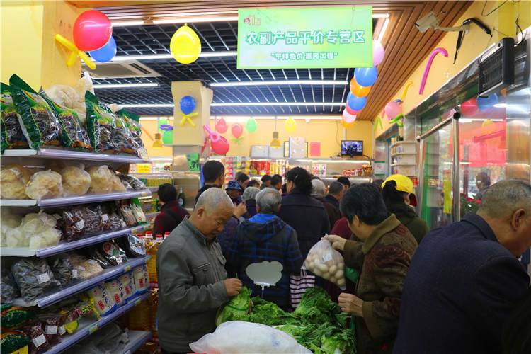 游戏世界动漫国产乱婬av麻豆国产高清，穿越次元的奇幻之旅