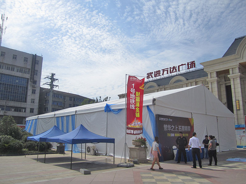 电影跟拍镜头精品手机在线1卡二卡3卡四卡，捕捉流动的叙事艺术